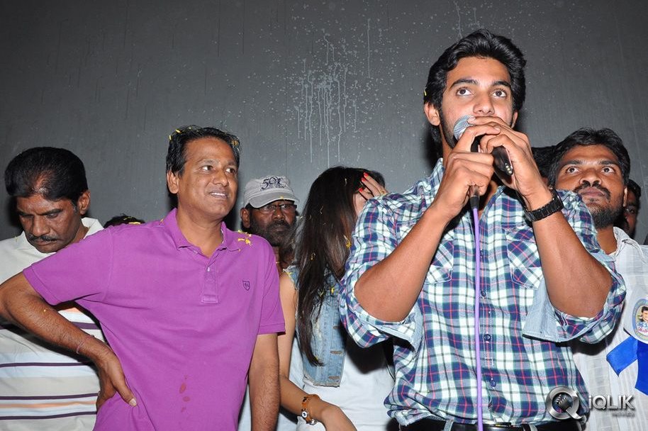 Pyaar-Mein-Padipoyane-Movie-Success-Tour